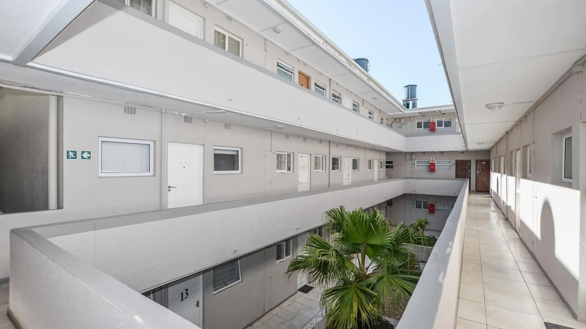 Beautiful Studio Apartment In Mouille Point Cape Town